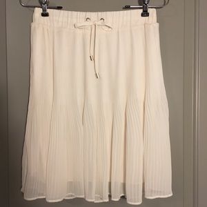 Cream colored Pleated skirt